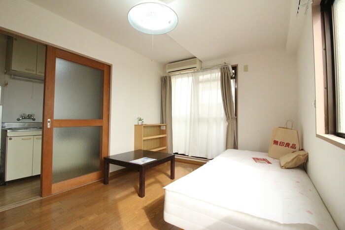 物件内観写真7　(居室)