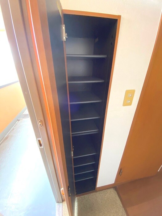 物件内観写真16　(靴箱)