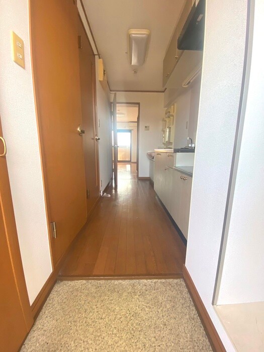 物件内観写真20　(廊下)