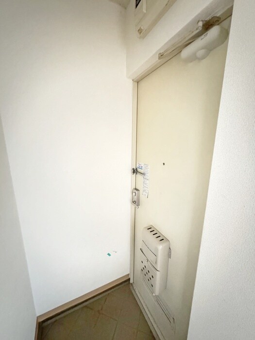 物件内観写真20　(玄関)