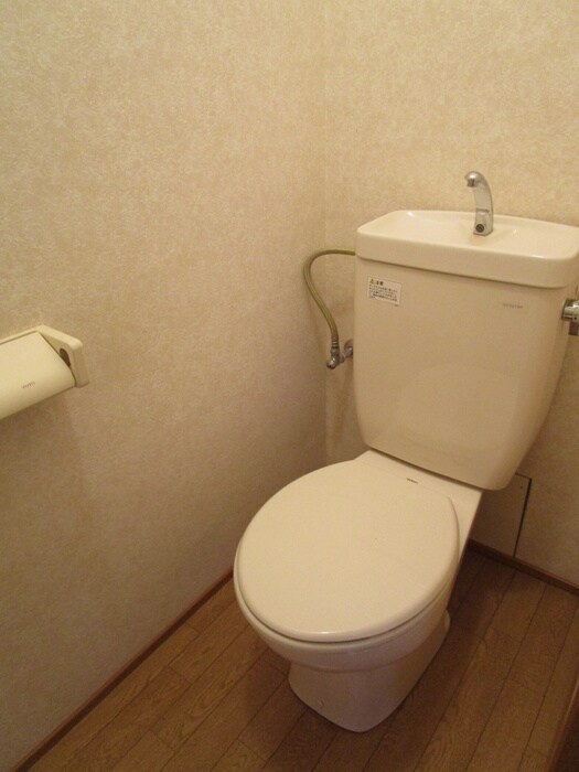 物件内観写真14　(トイレ)