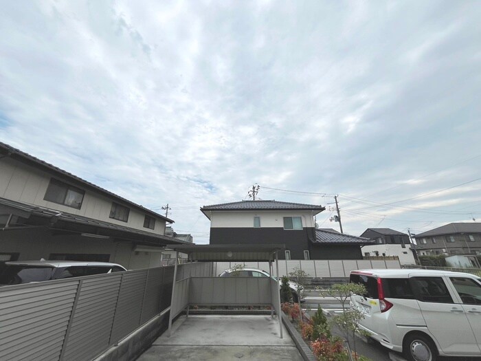 物件内観写真22　(室内からの展望)