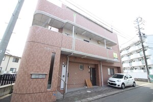 クラベ－ル外観写真