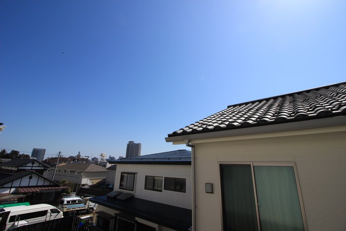 物件内観写真16　(室内からの展望)