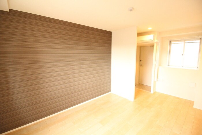 物件内観写真11　(居室)