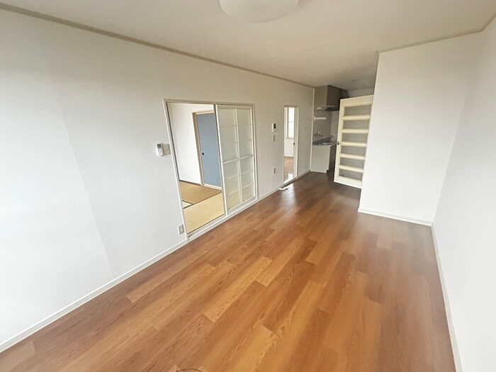 物件内観写真8　(居室)