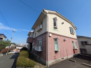 サンヒルズリブレⅤ外観写真