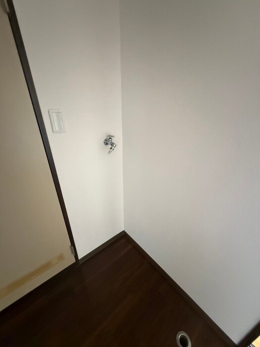 物件内観写真20　(洗濯機置場)