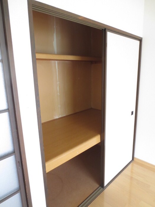 物件内観写真13　(収納)