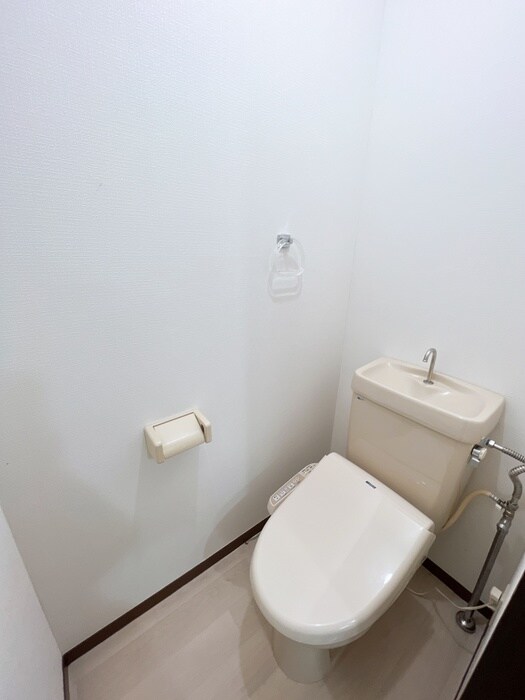 物件内観写真16　(トイレ)