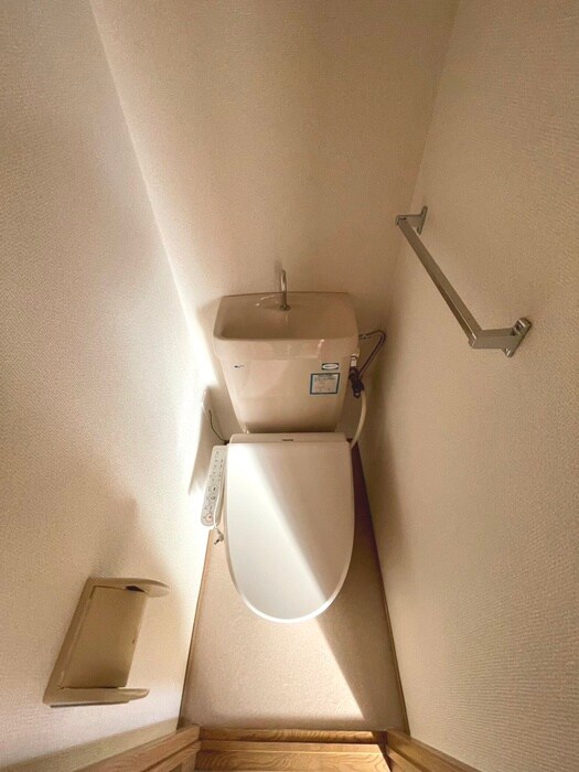 物件内観写真16　(トイレ)