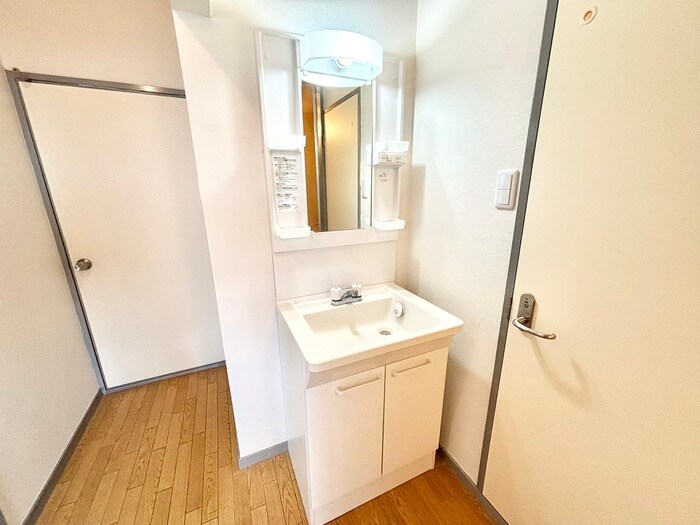 物件内観写真14　(洗面)