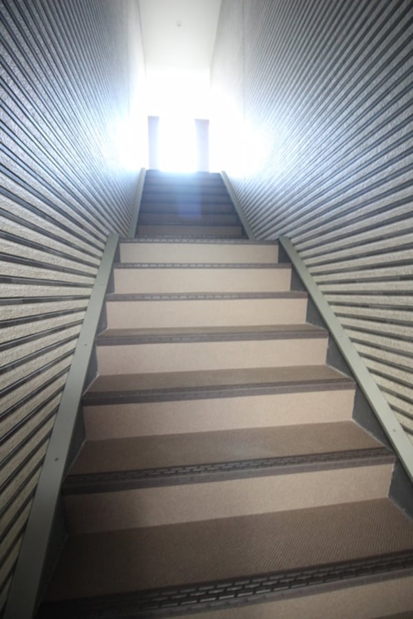 建築中