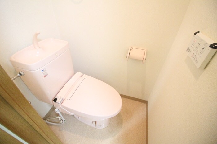 物件内観写真13　(トイレ)