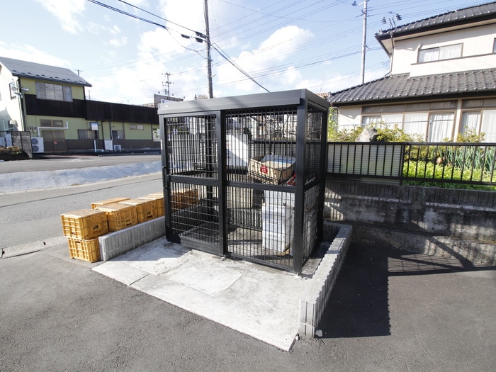 物件外観写真6　(建物設備)