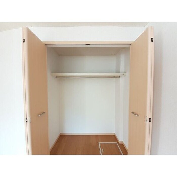 物件内観写真10　(収納)