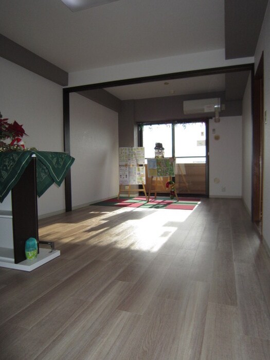 物件内観写真8　(居室)