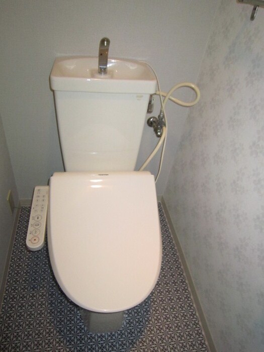 物件内観写真14　(トイレ)