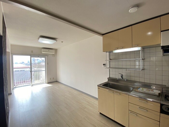 物件内観写真7　(居室)