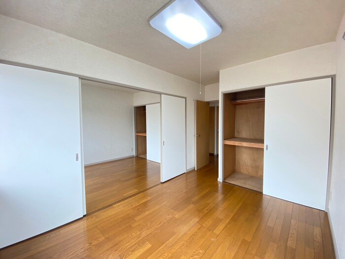 物件内観写真8　(居室)