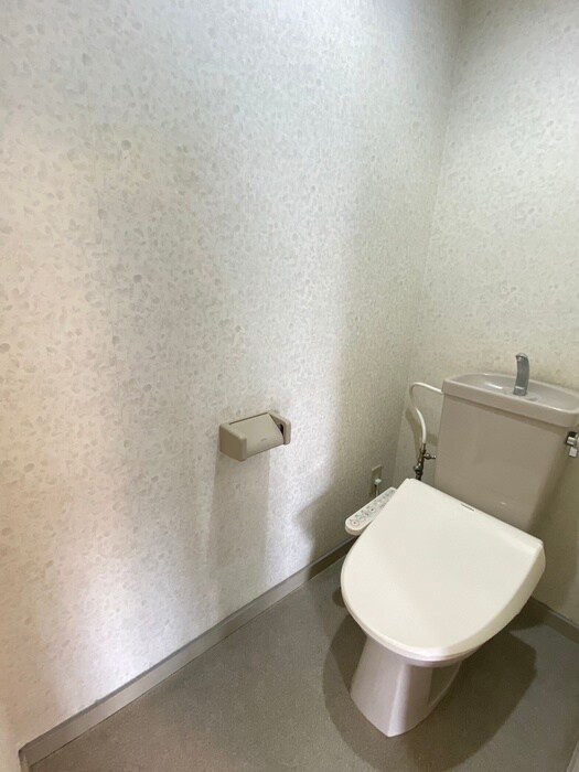 物件内観写真12　(トイレ)