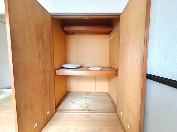 物件内観写真11　(収納)