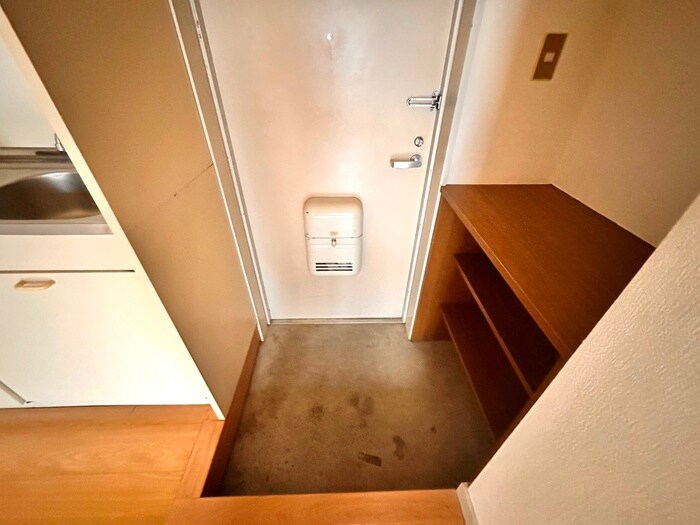 物件内観写真19　(玄関)