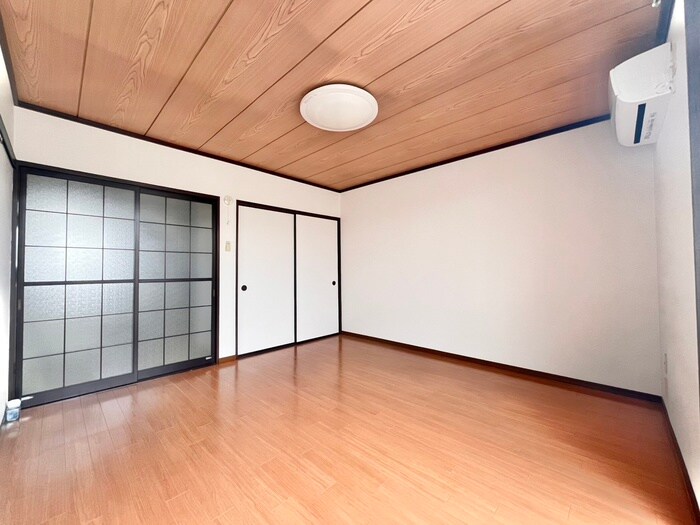 物件内観写真8　(居室)