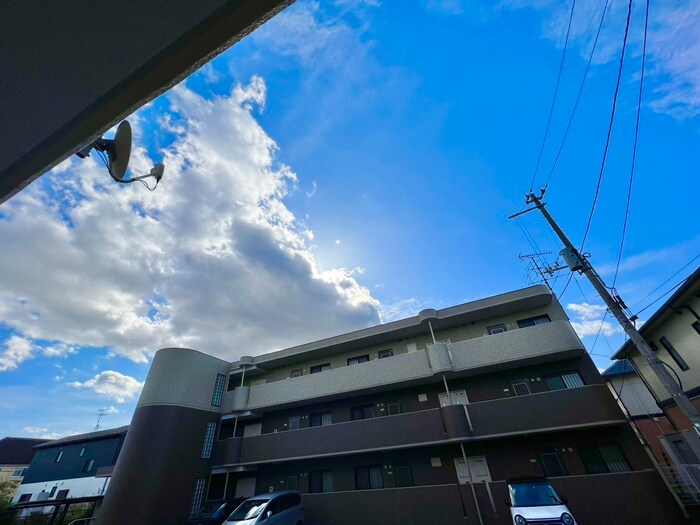 物件内観写真21　(室内からの展望)