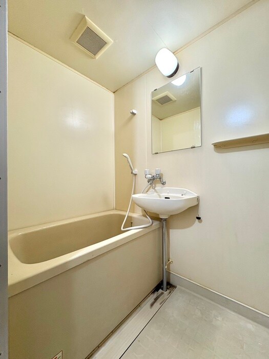 物件内観写真13　(バス／シャワールーム等)