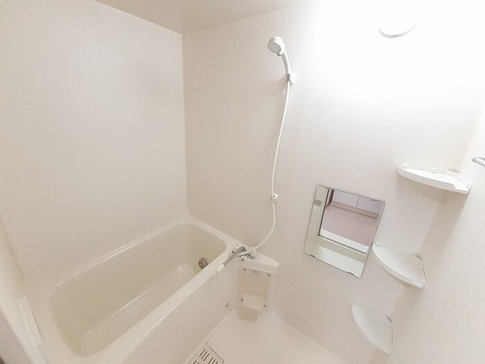 物件内観写真10　(バス／シャワールーム等)