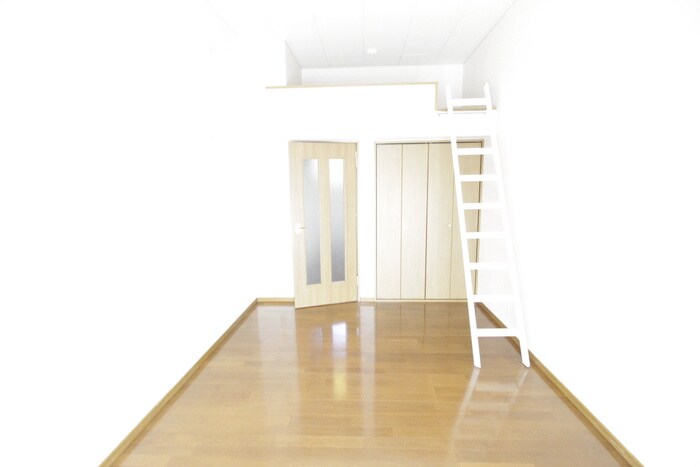 物件内観写真8　(居室)