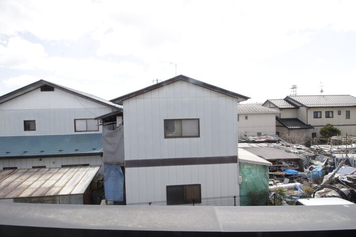 物件内観写真16　(室内からの展望)