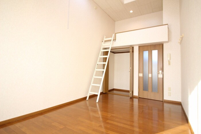 物件内観写真8　(居室)