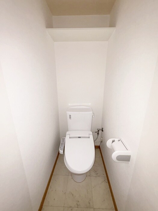 物件内観写真12　(トイレ)