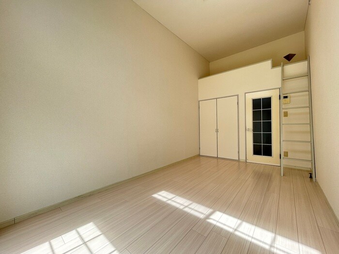 物件内観写真7　(居室)