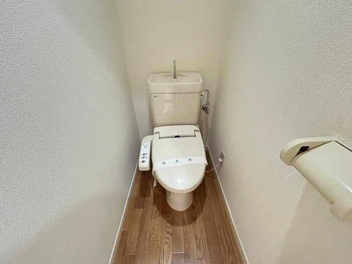 物件内観写真12　(トイレ)