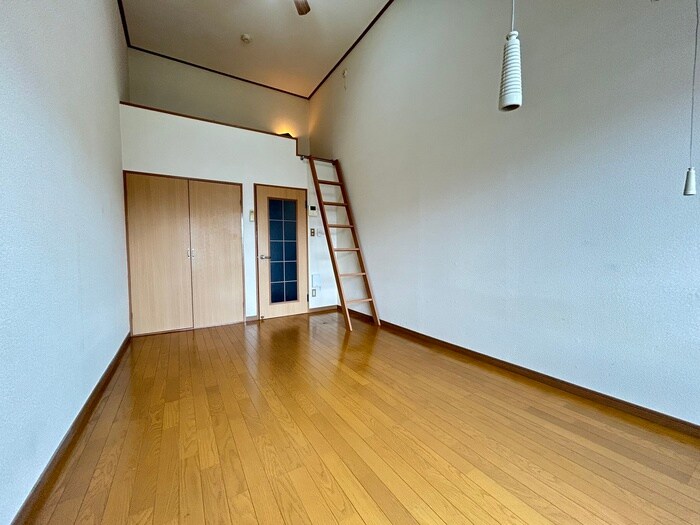 物件内観写真17　(居室)