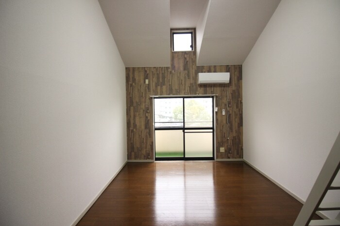 物件内観写真6　(居室)