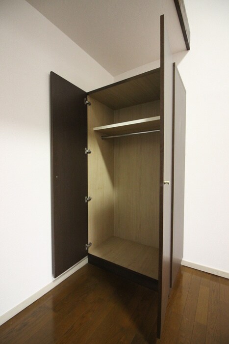 物件内観写真13　(収納)