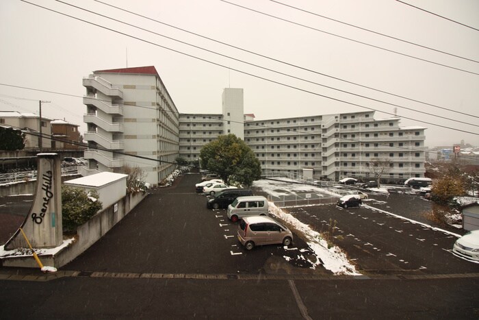 物件内観写真19　(室内からの展望)