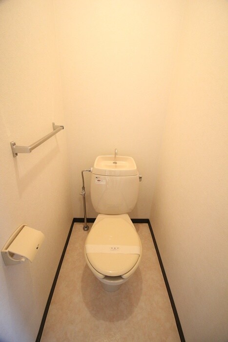 物件内観写真15　(トイレ)