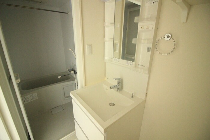 物件内観写真13　(洗面)