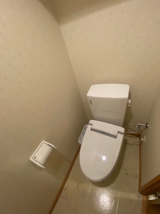 物件内観写真13　(トイレ)