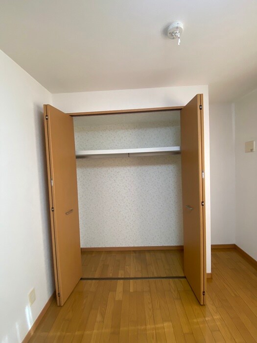 物件内観写真18　(収納)