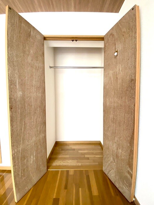 物件内観写真9　(収納)