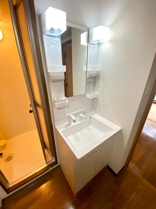 物件内観写真11　(洗面)