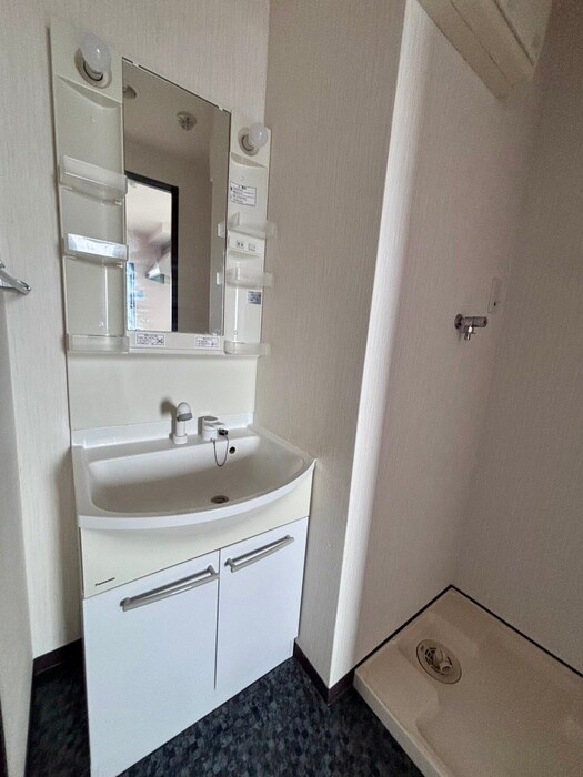 物件内観写真12　(洗面)