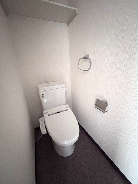 物件内観写真14　(トイレ)