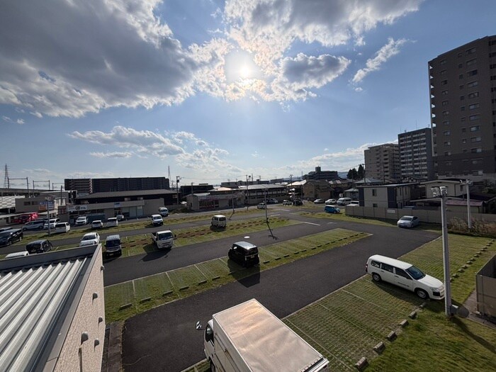 物件内観写真22　(室内からの展望)